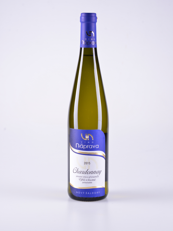 Chardonnay, výběr z hroznů, polosladké, 2015 – Náprava